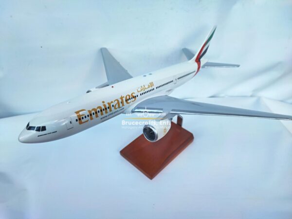 Model of B777-200 Emirates Airlines with detailed craftsmanship.